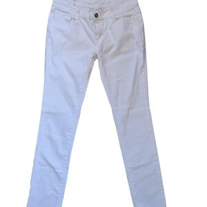 NV  White Skinny Jeans with Embroidered Detail